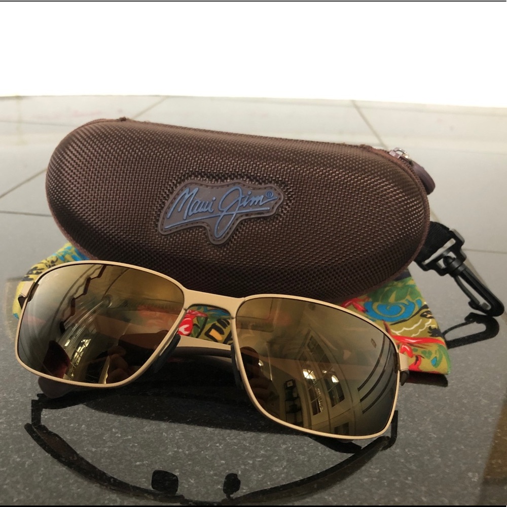 Maui Jim’s unisex back swing Polarized sunglasses